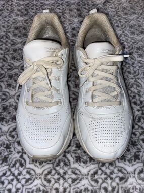 Skechers White Sneakers with Cream Accents